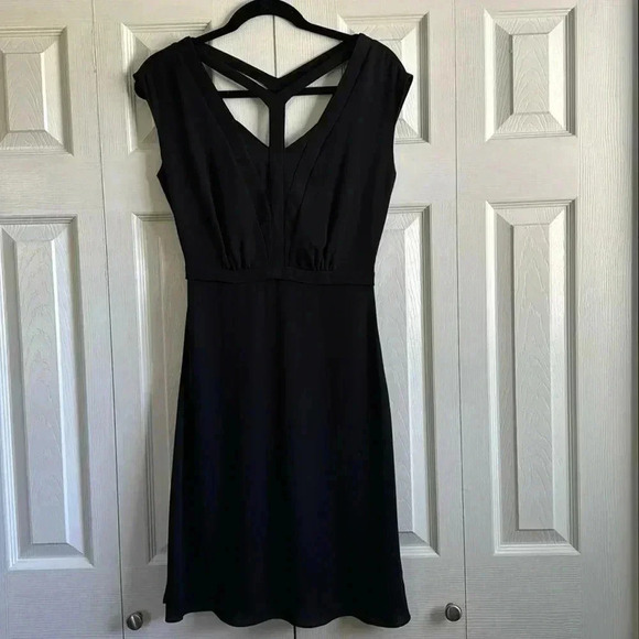 BCBG Max Azria Katryn Dress Black Size 0 - Picture 2 of 9